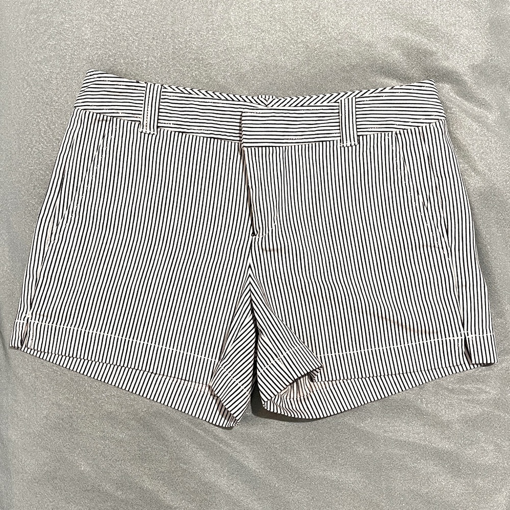 NY & Co Pinstripe Shorts